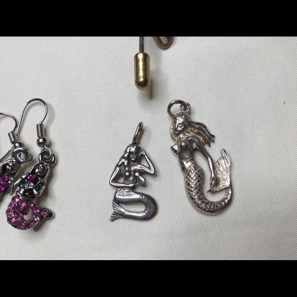 Mermaid Jewelry Set - Pins Bracelets Earrings - Picture 8 of 11